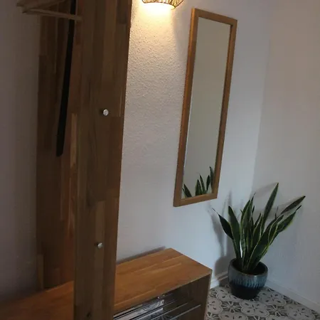 Penthouse L 4 L 90qm I Wifi I 2 Schlafzimmer I Innenstadt Apartment *
