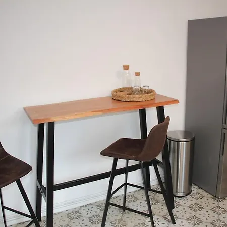 Penthouse L 4 L 90qm I Wifi I 2 Schlafzimmer I Innenstadt * Wiesbaden